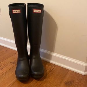 Matte Black Hunter Rainboots (Tall)